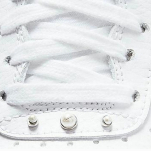 WOMEN'S NIKE AIR FORCE 1 😍😍 - Picture 4 of 8